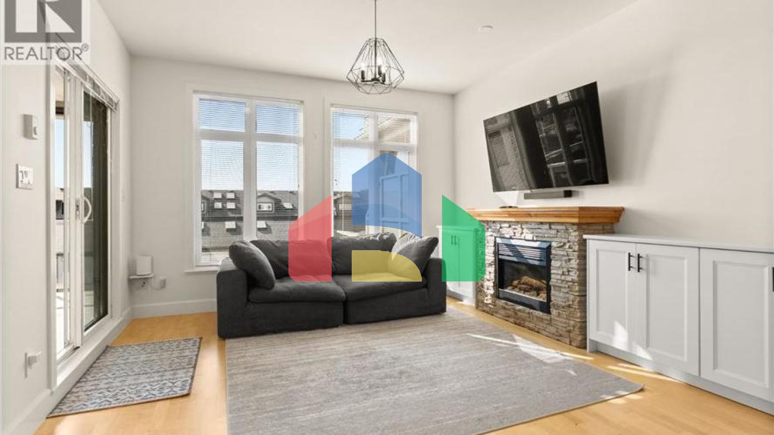 Residential - Single Family Home - Richmond, Canada - Canada