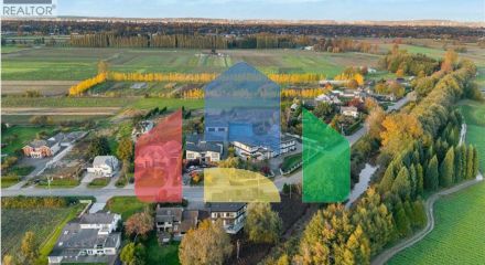 Residential - Single Family Home - Richmond, Canada - Canada