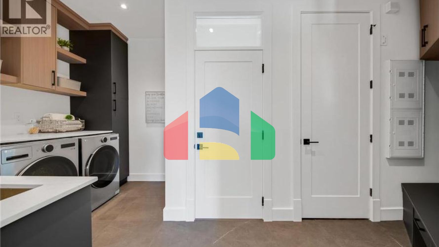 Residential - Single Family Home - Richmond, Canada - Canada