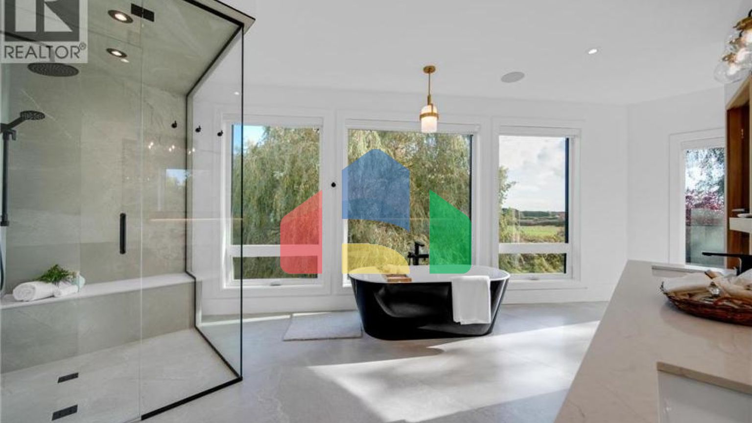 Residential - Single Family Home - Richmond, Canada - Canada