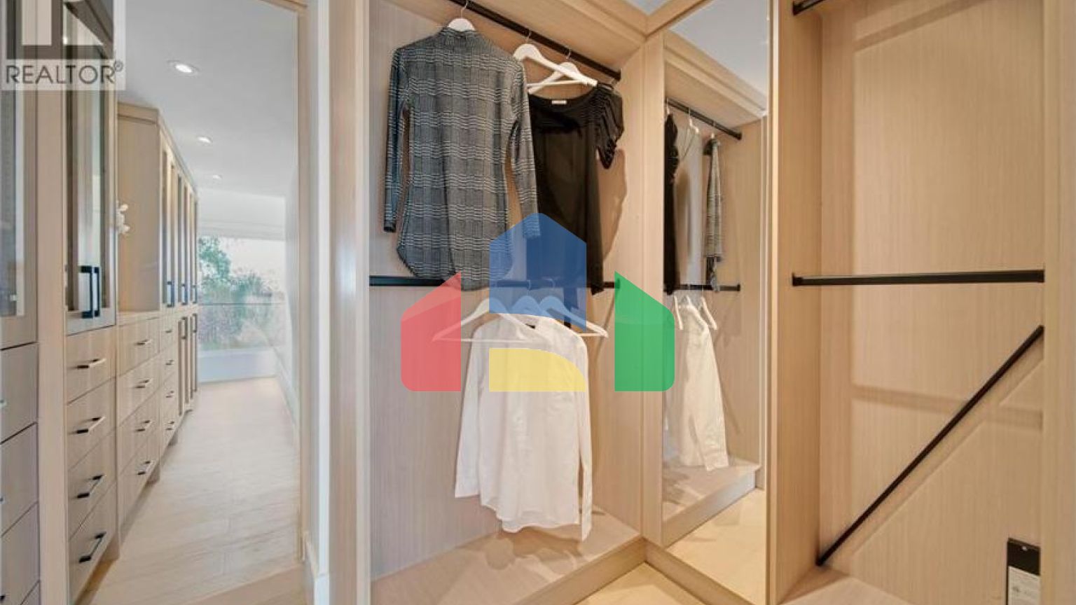 Residential - Single Family Home - Richmond, Canada - Canada