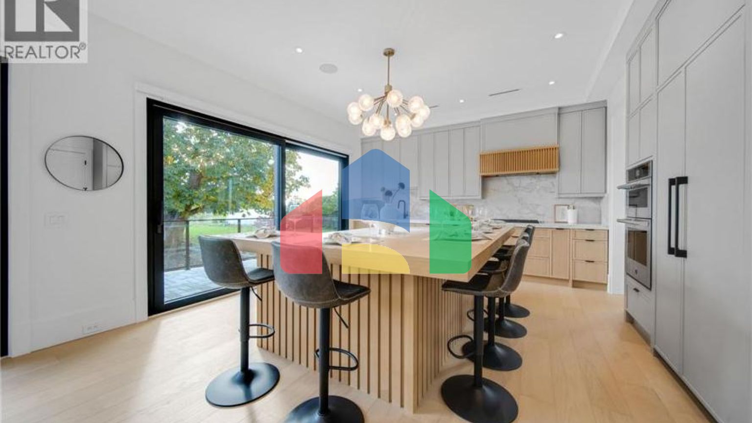 Residential - Single Family Home - Richmond, Canada - Canada