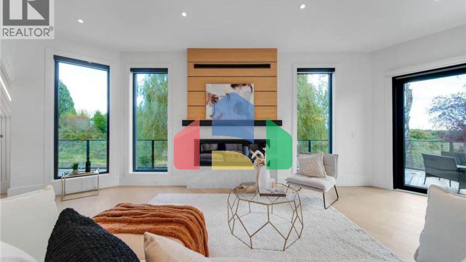 Residential - Single Family Home - Richmond, Canada - Canada