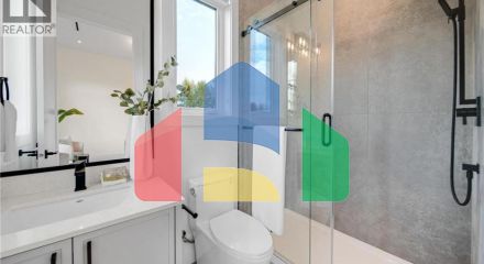 Residential - Single Family Home - Richmond, Canada - Canada