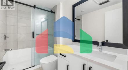 Residential - Single Family Home - Richmond, Canada - Canada