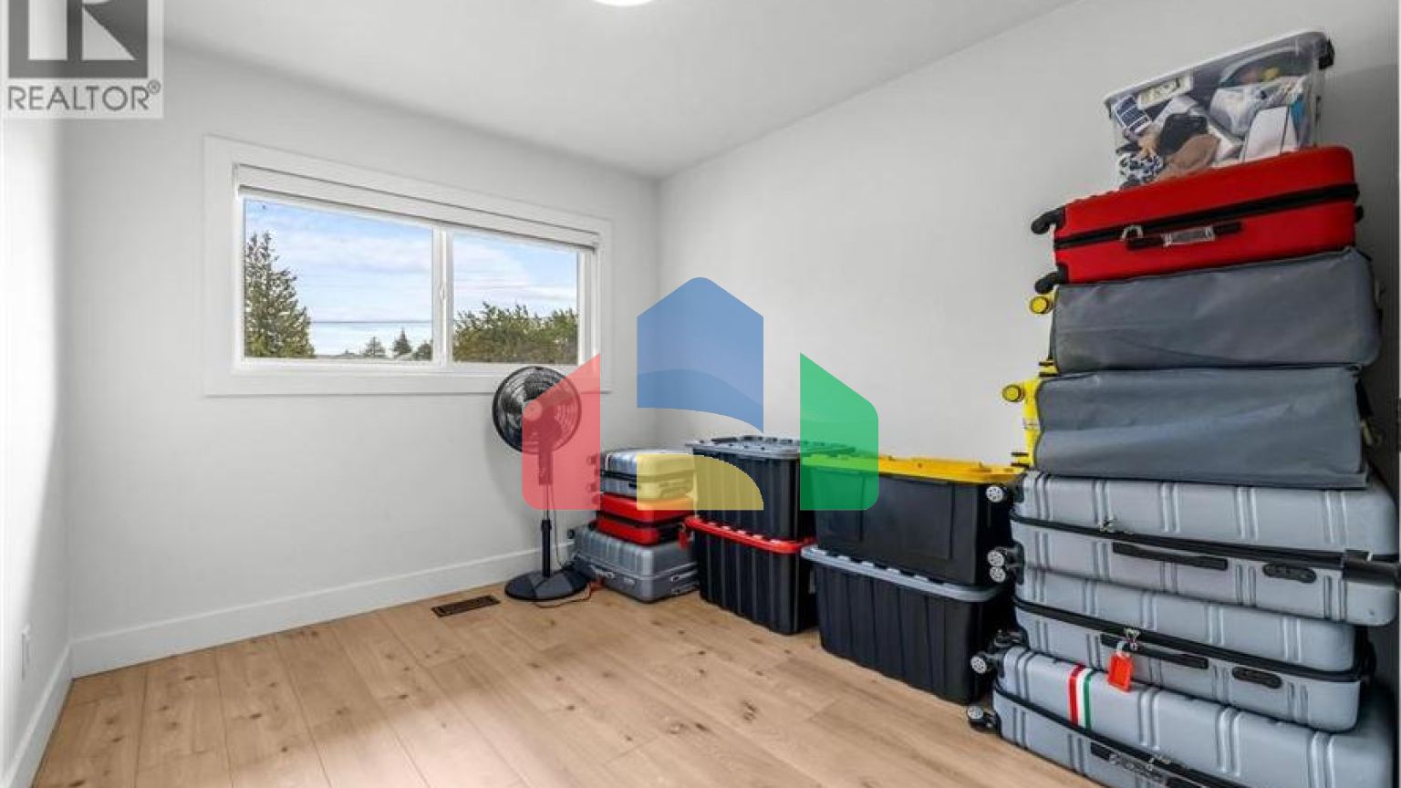 Residential - Single Family Home - Richmond, Canada - Canada