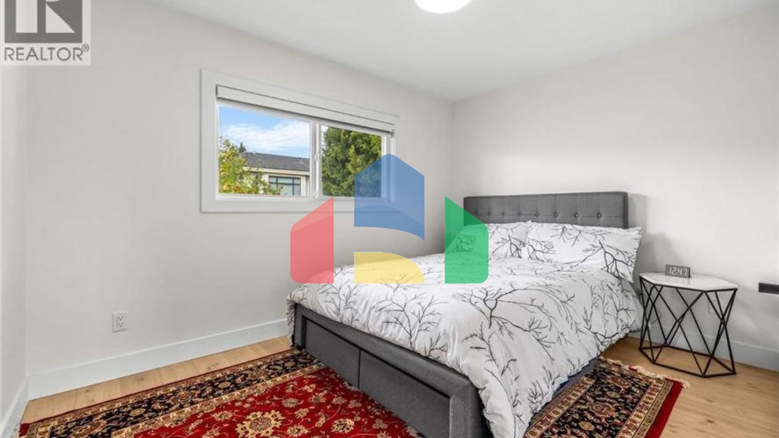 Residential - Single Family Home - Richmond, Canada - Canada