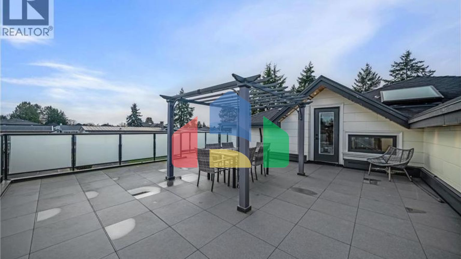 Residential - Single Family Home - Richmond, Canada - Canada