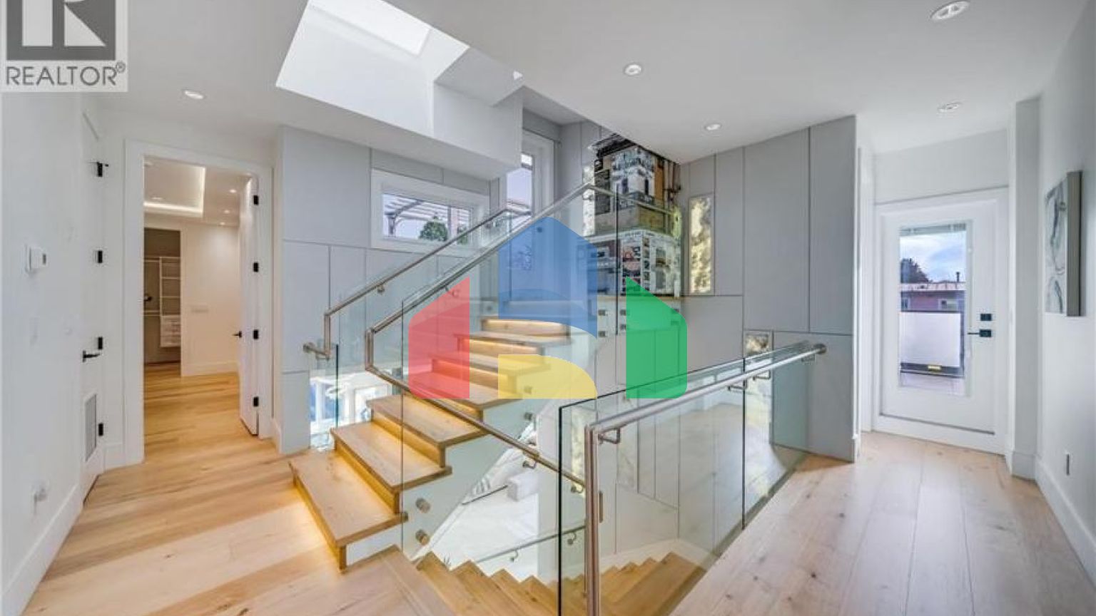 Residential - Single Family Home - Richmond, Canada - Canada