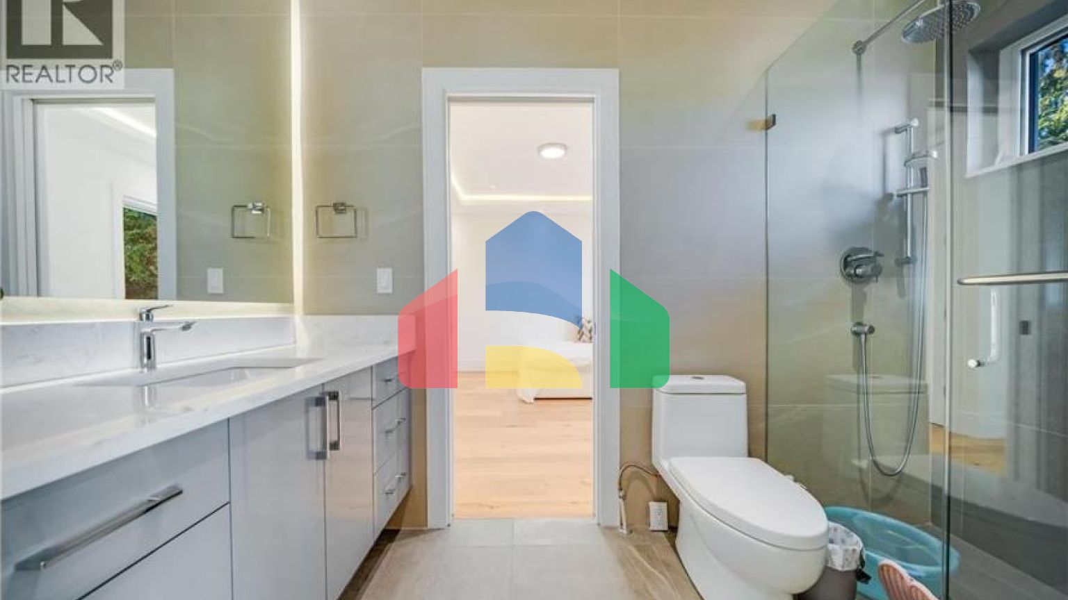 Residential - Single Family Home - Richmond, Canada - Canada