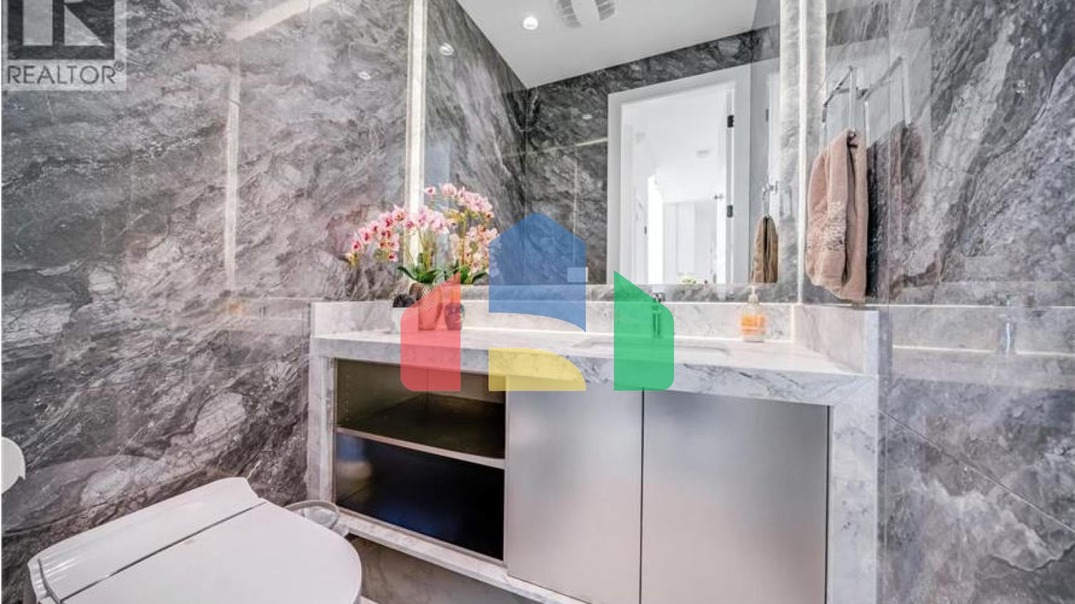 Residential - Single Family Home - Richmond, Canada - Canada