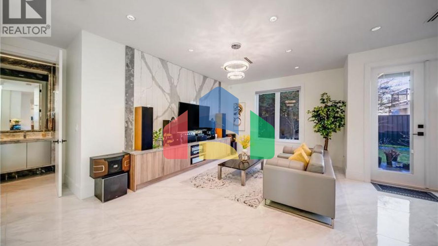 Residential - Single Family Home - Richmond, Canada - Canada