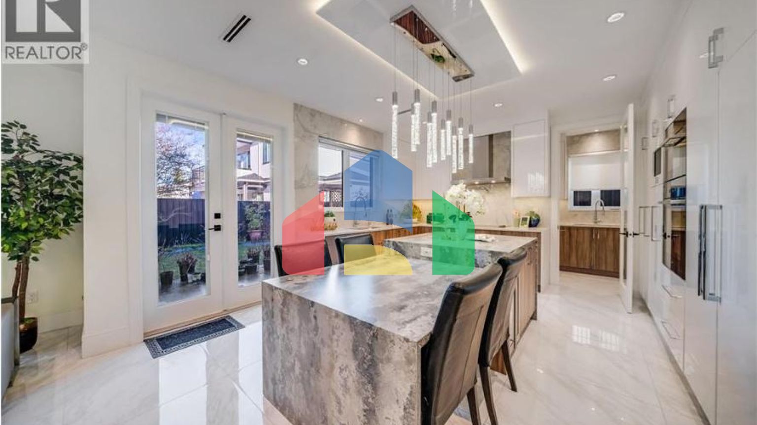 Residential - Single Family Home - Richmond, Canada - Canada