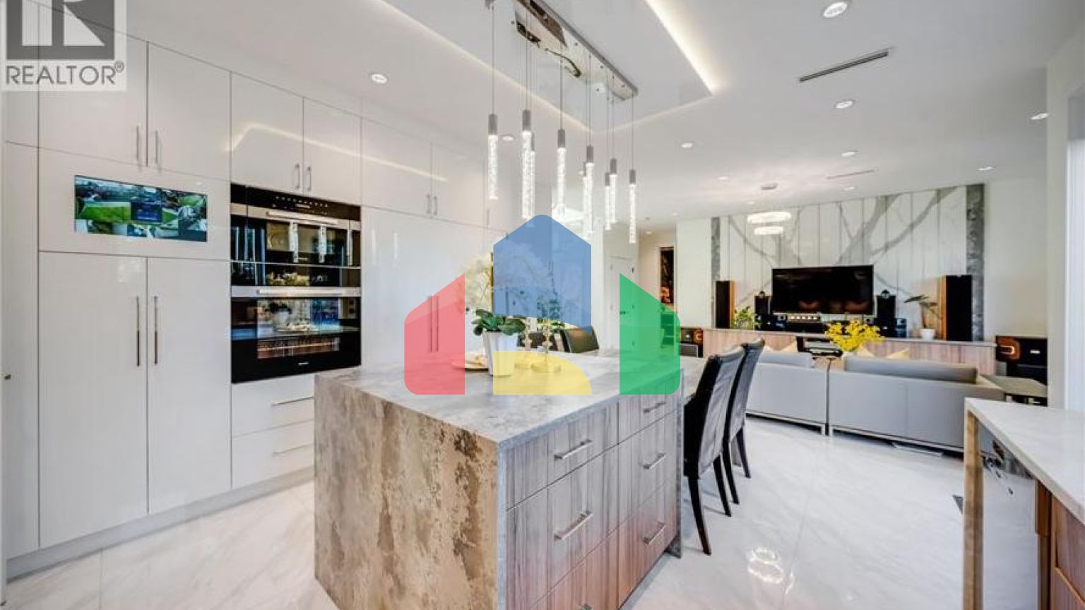 Residential - Single Family Home - Richmond, Canada - Canada