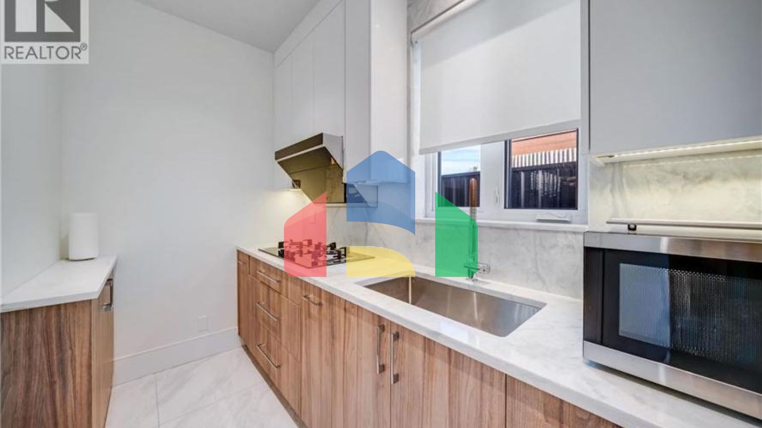 Residential - Single Family Home - Richmond, Canada - Canada