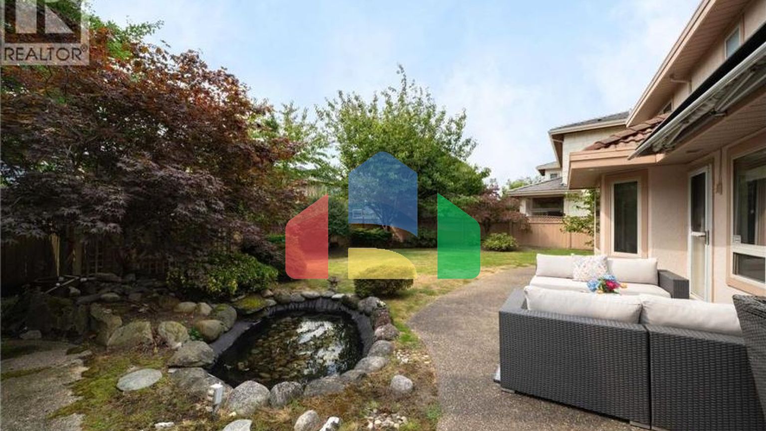 Residential - Single Family Home - Richmond, Canada - Canada