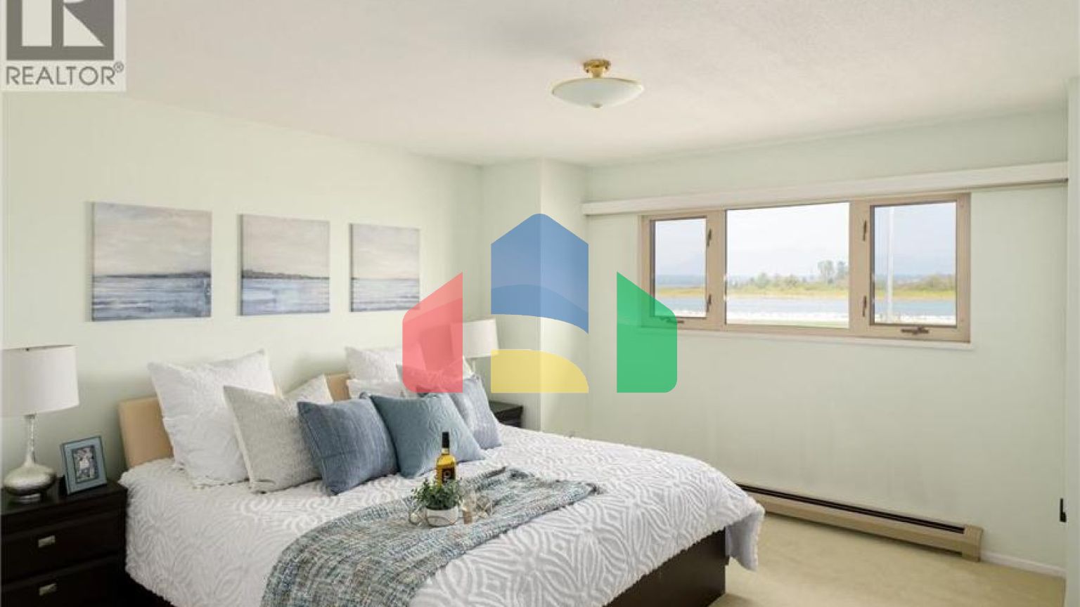 Residential - Single Family Home - Richmond, Canada - Canada