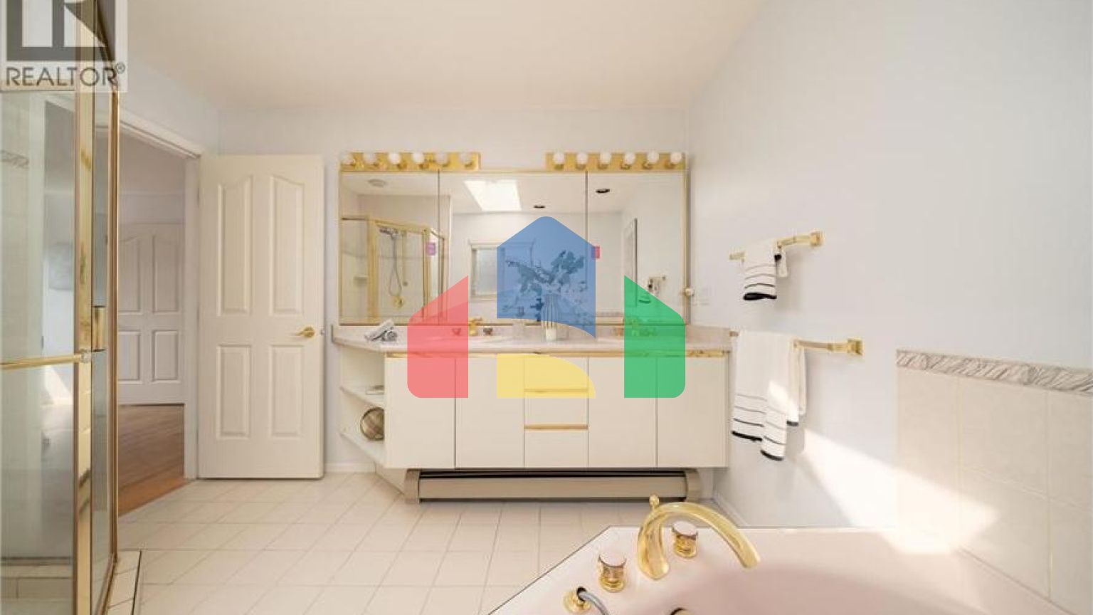 Residential - Single Family Home - Richmond, Canada - Canada