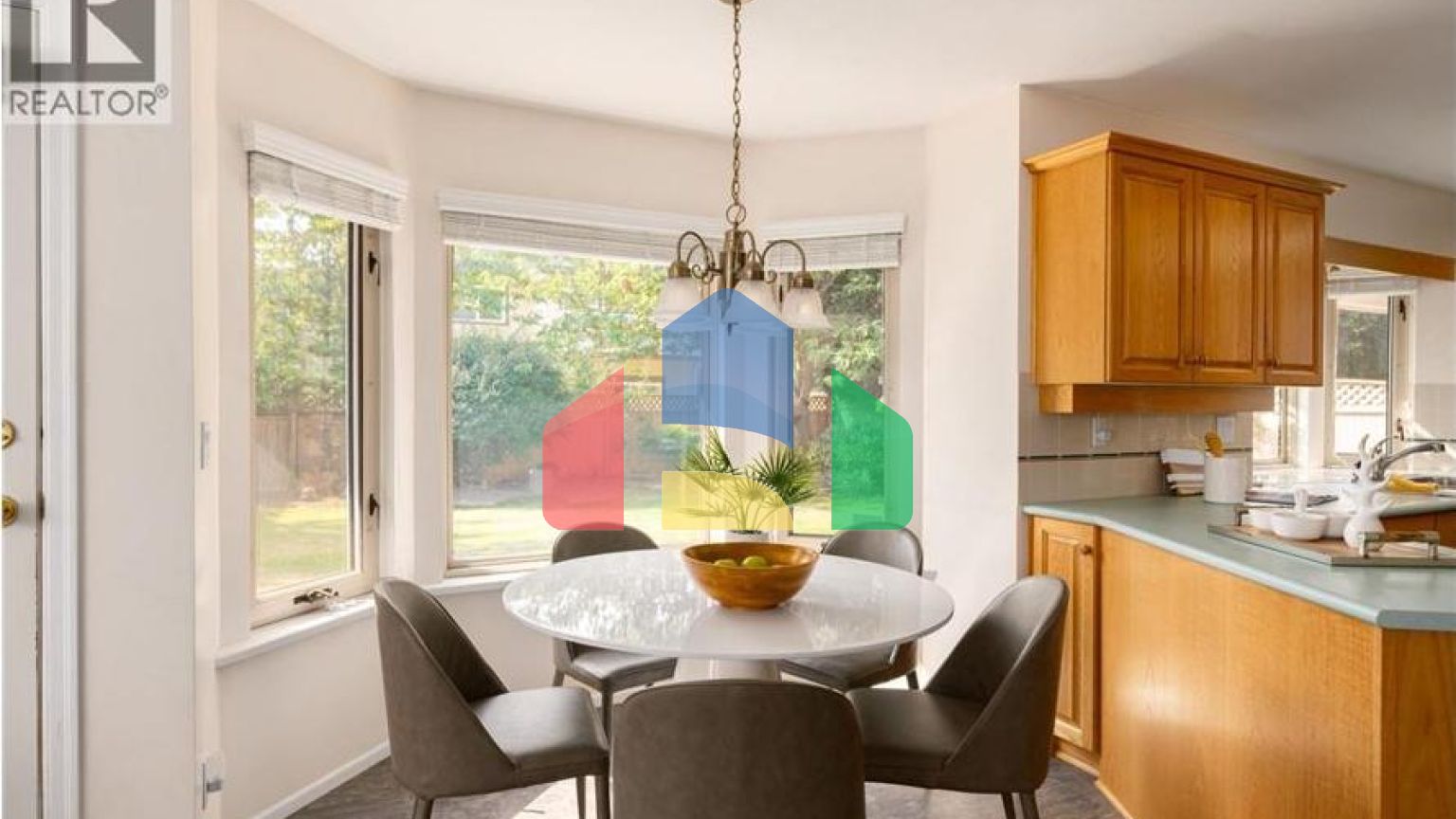 Residential - Single Family Home - Richmond, Canada - Canada