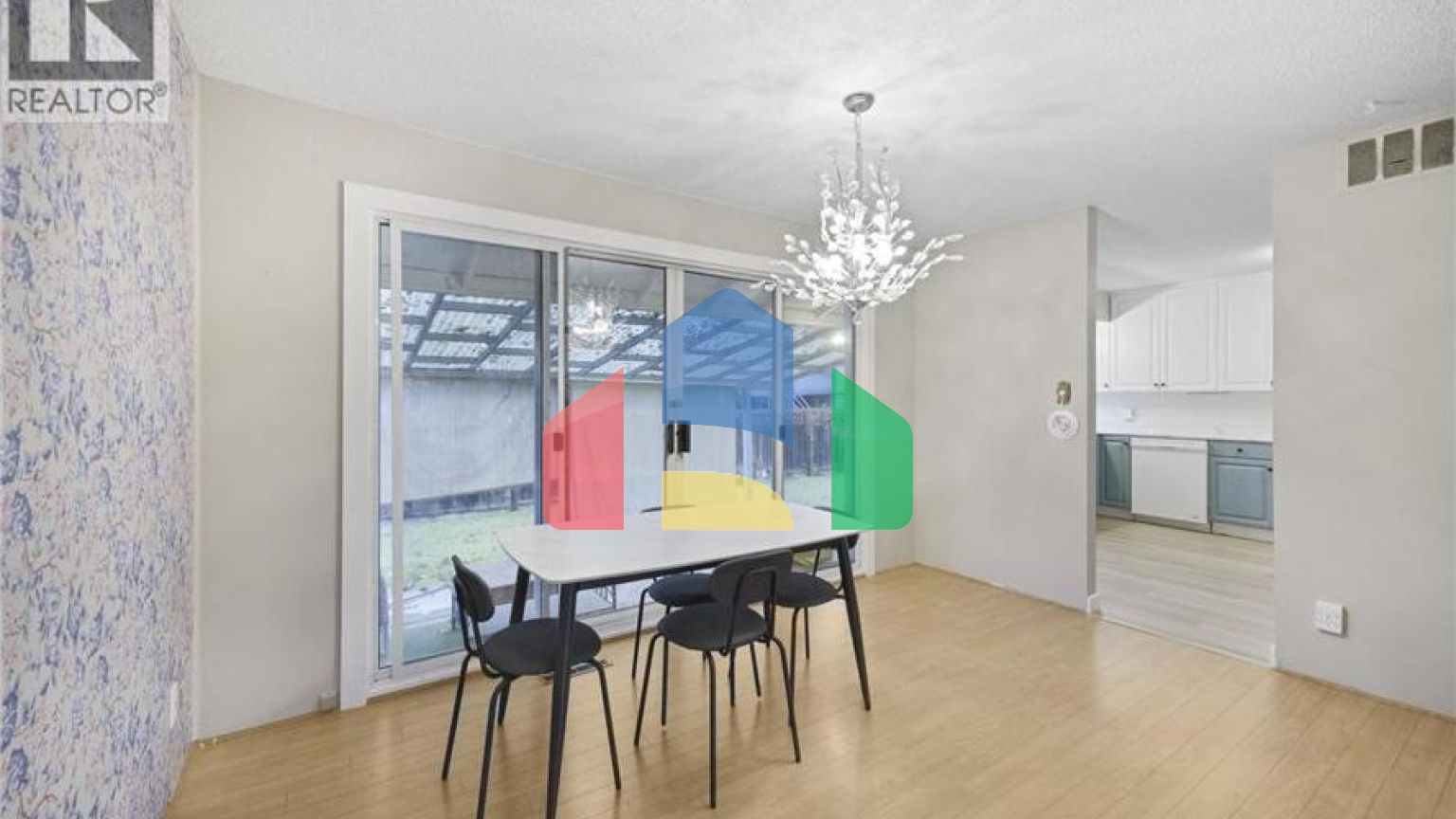 Residential - Single Family Home - Richmond, Canada - Canada