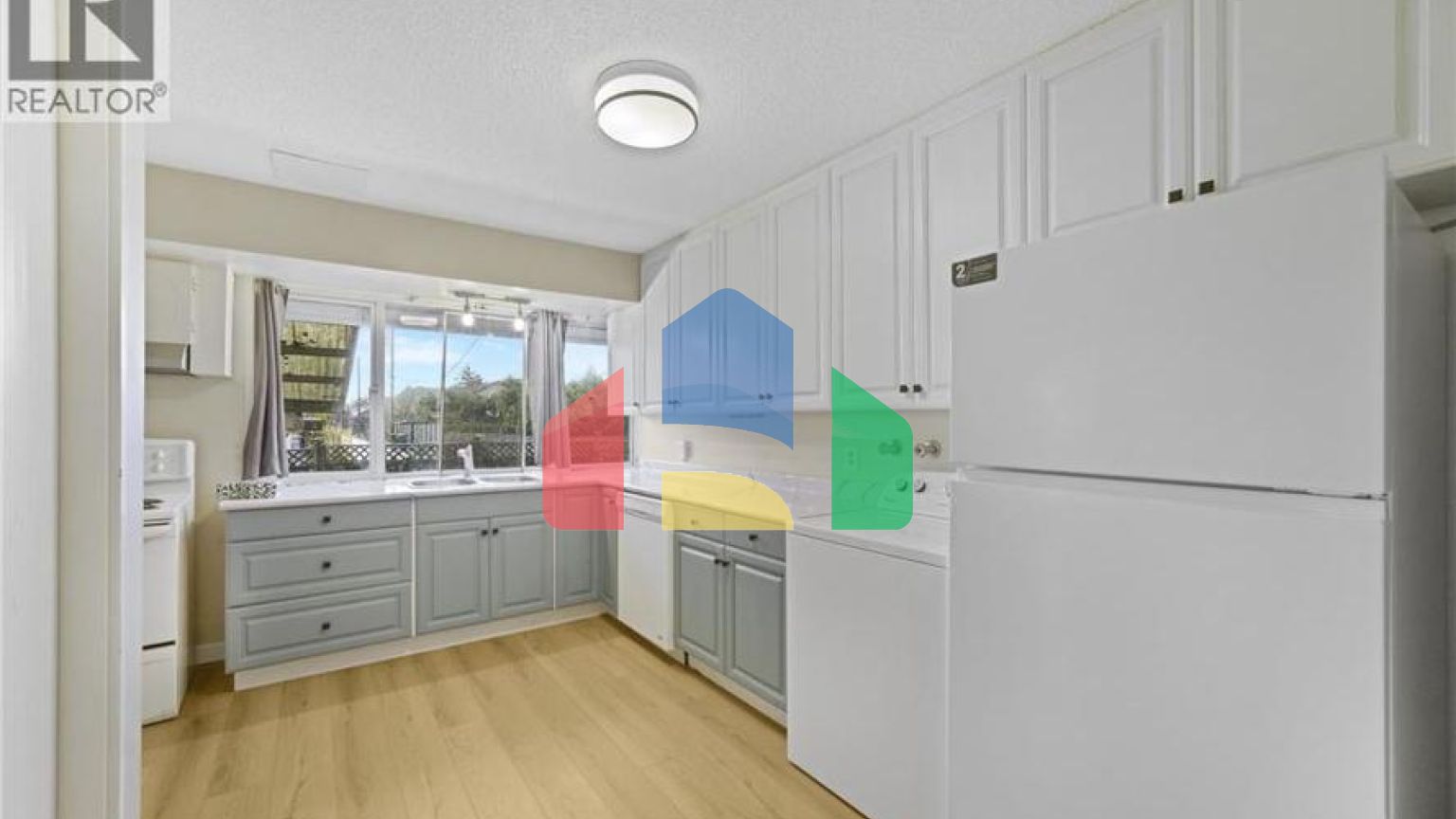 Residential - Single Family Home - Richmond, Canada - Canada