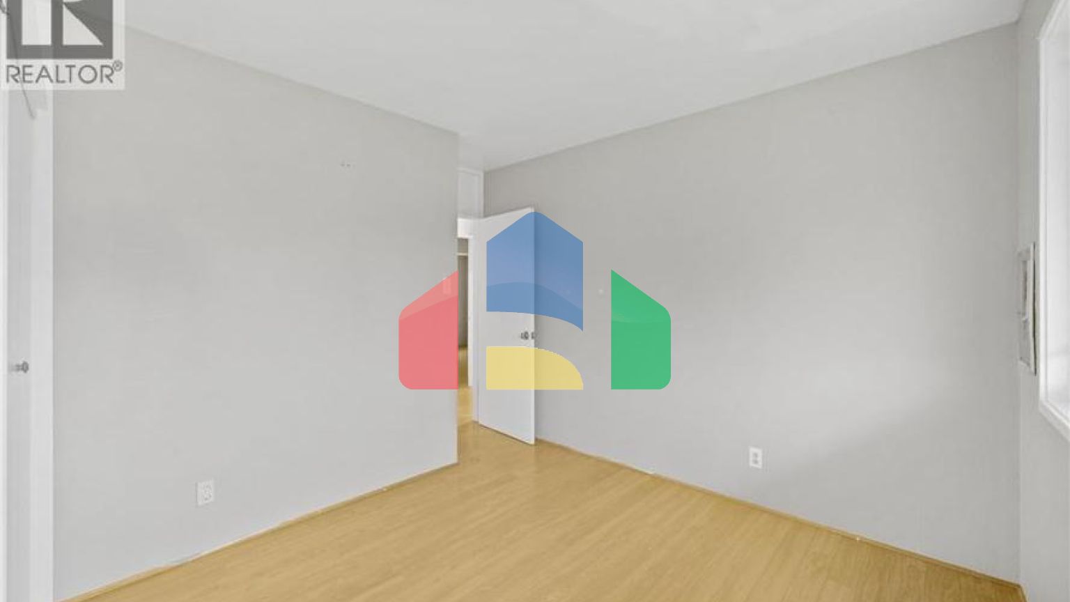 Residential - Single Family Home - Richmond, Canada - Canada