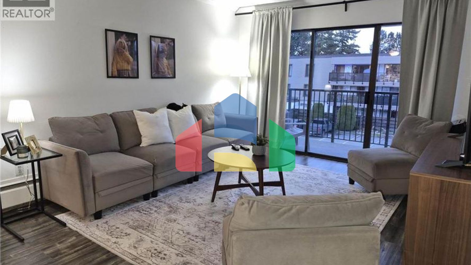 Residential - Single Family Home - Richmond, Canada - Canada