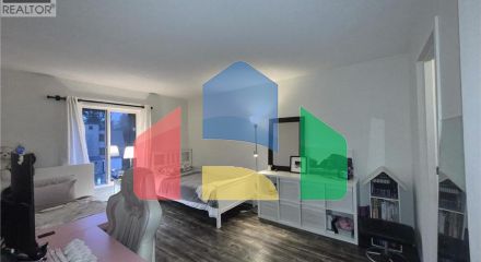 Residential - Single Family Home - Richmond, Canada - Canada