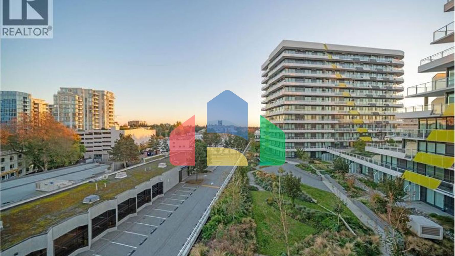 Residential - Single Family Home - Richmond, Canada - Canada