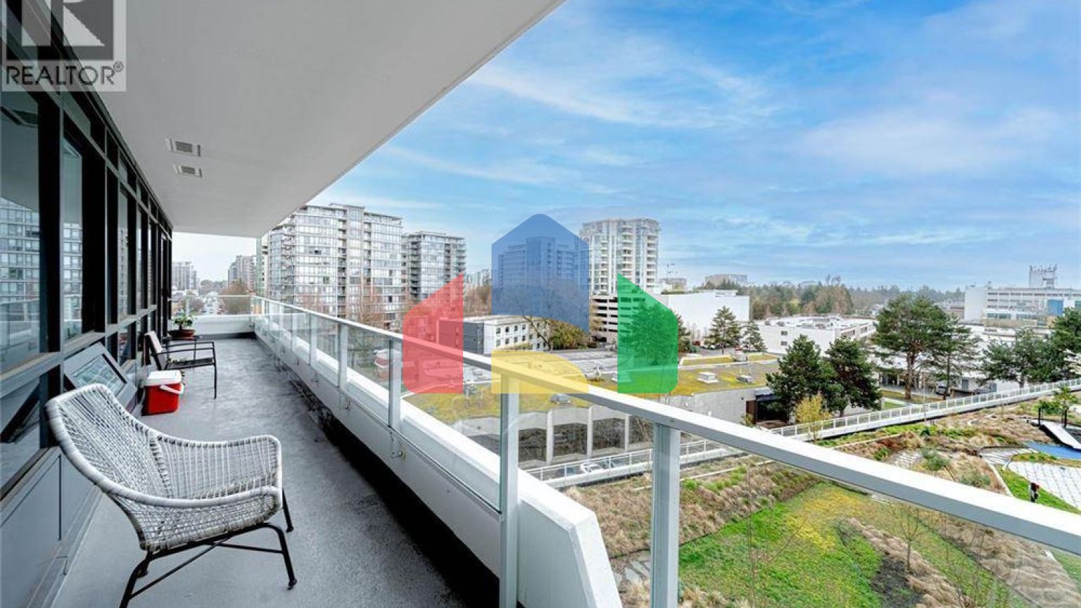 Residential - Single Family Home - Richmond, Canada - Canada