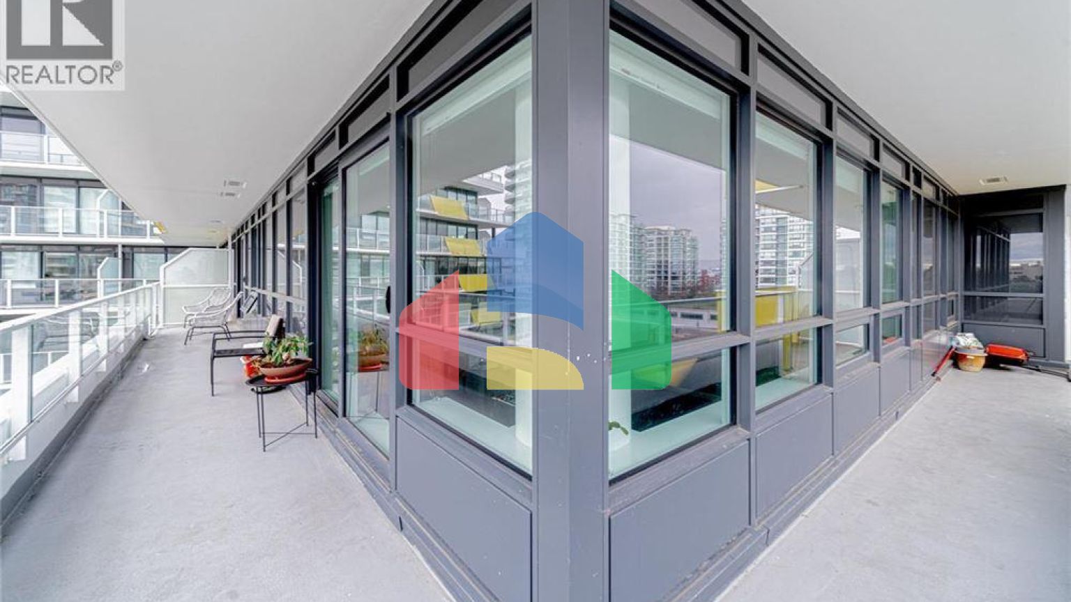 Residential - Single Family Home - Richmond, Canada - Canada