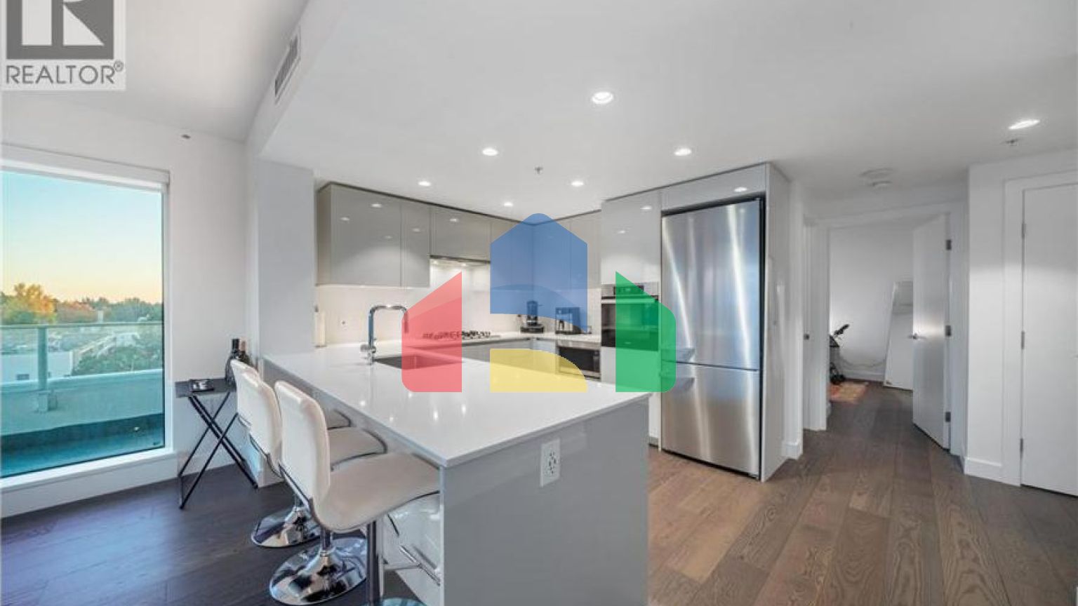 Residential - Single Family Home - Richmond, Canada - Canada