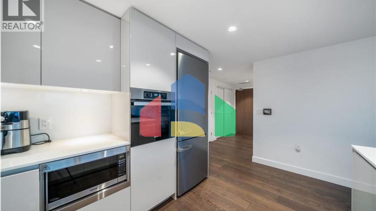 Residential - Single Family Home - Richmond, Canada - Canada