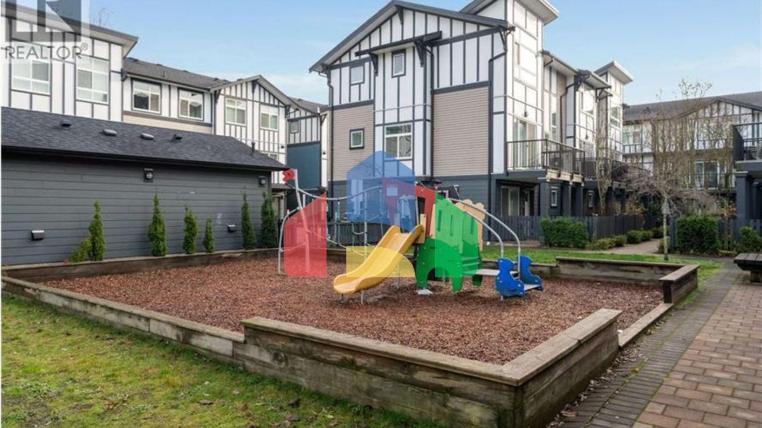 Residential - Townhouse - Richmond, Canada - Canada