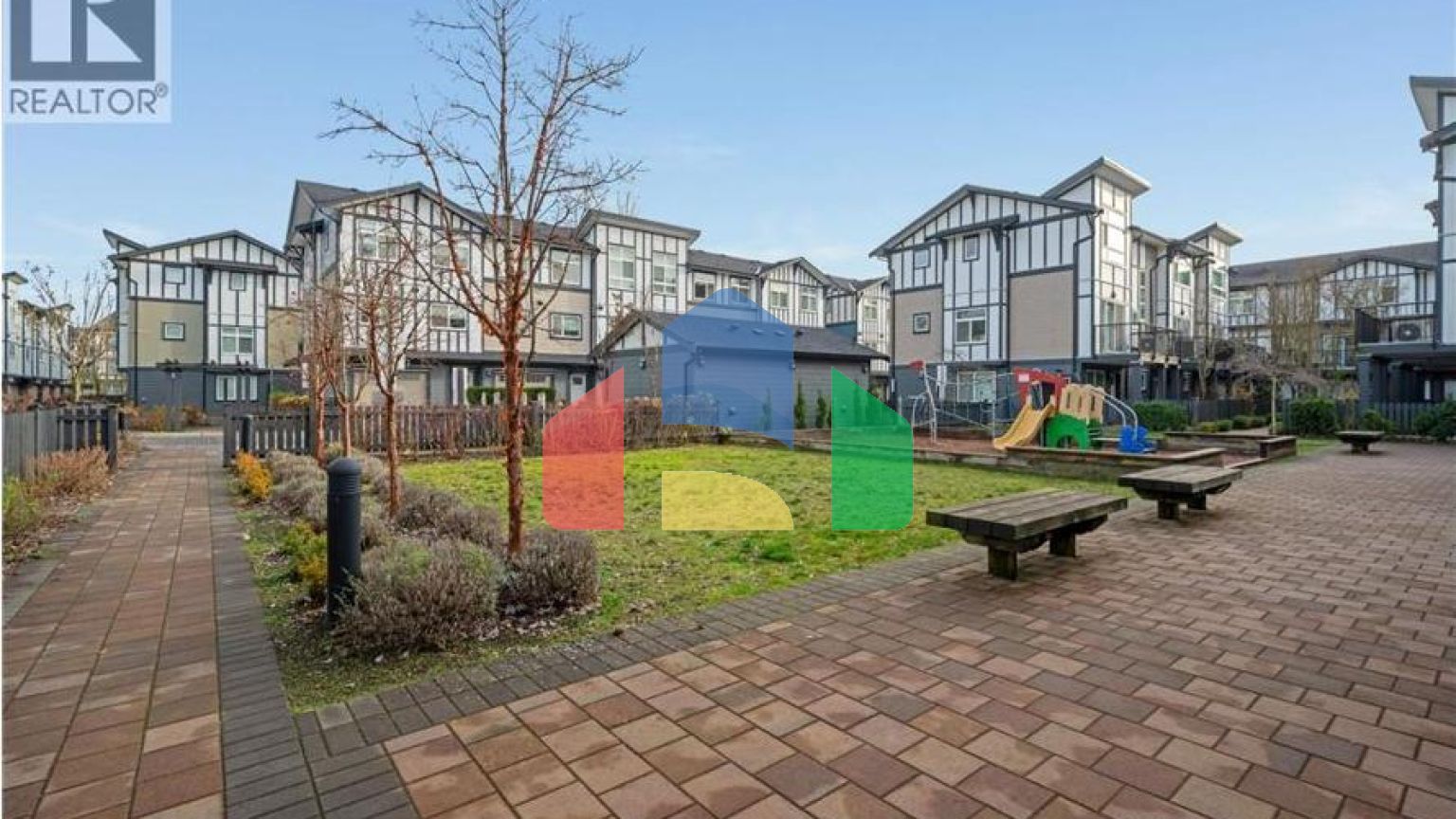 Residential - Townhouse - Richmond, Canada - Canada