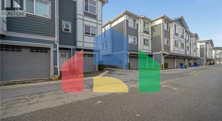 Residential - Townhouse - Richmond, Canada - Canada