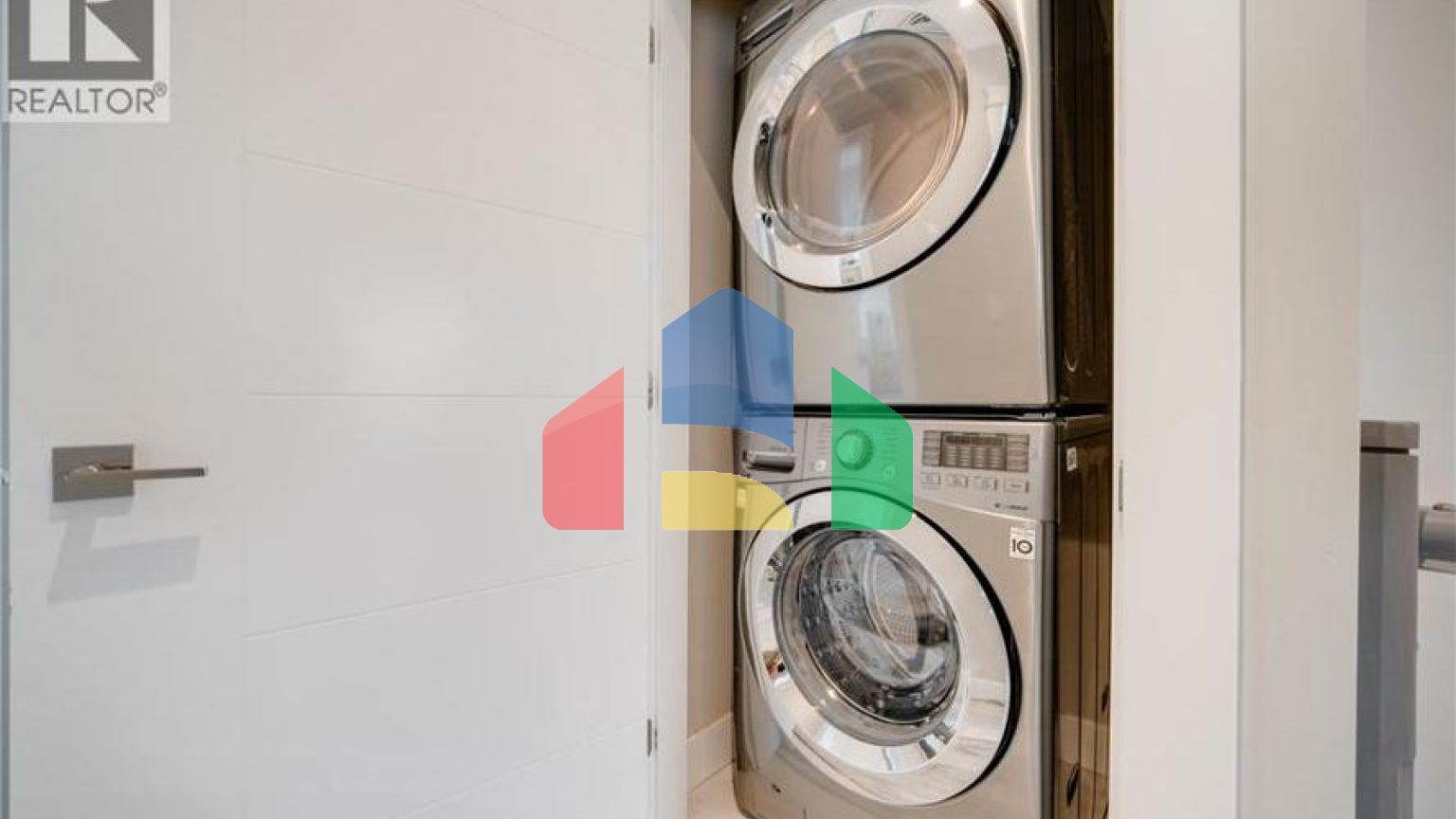 Residential - Townhouse - Richmond, Canada - Canada