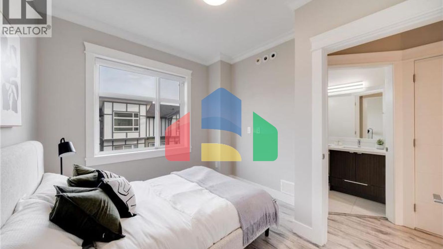 Residential - Townhouse - Richmond, Canada - Canada