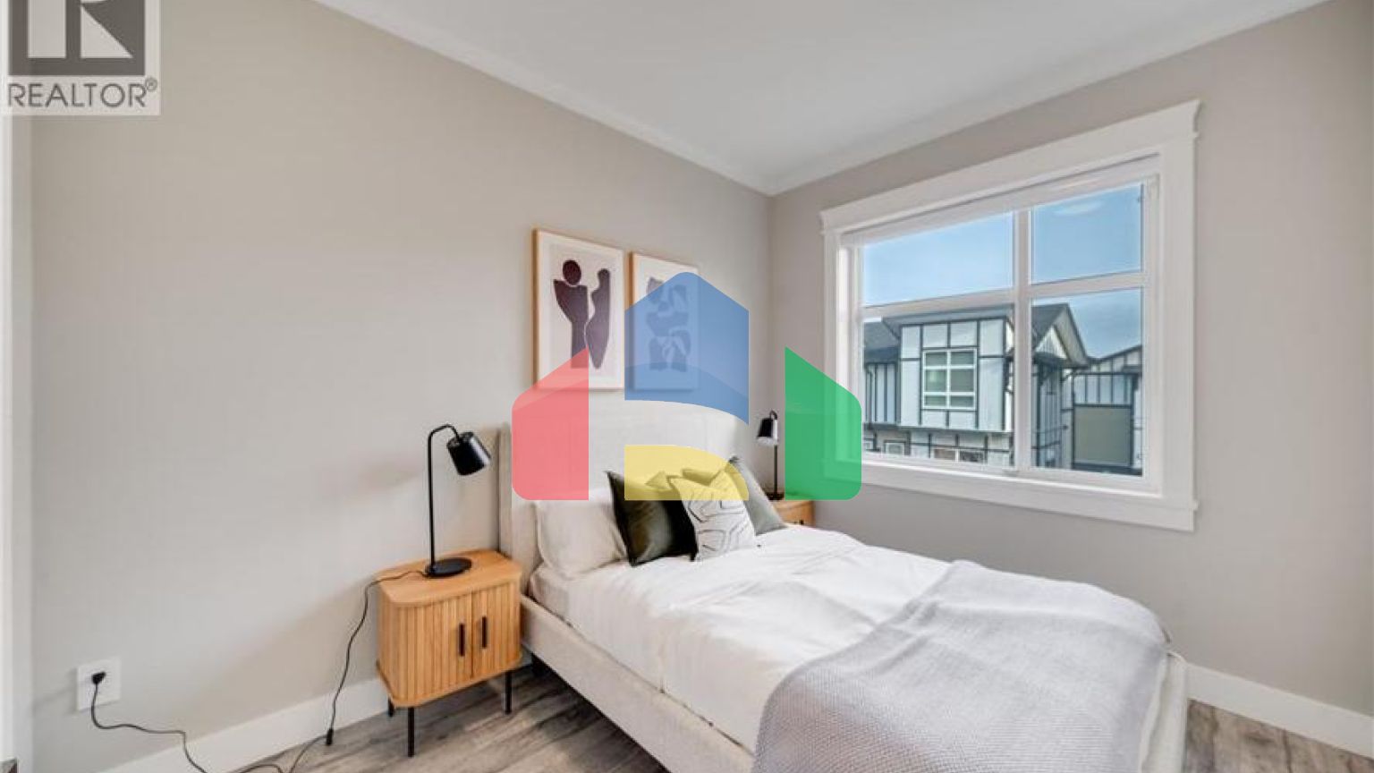 Residential - Townhouse - Richmond, Canada - Canada