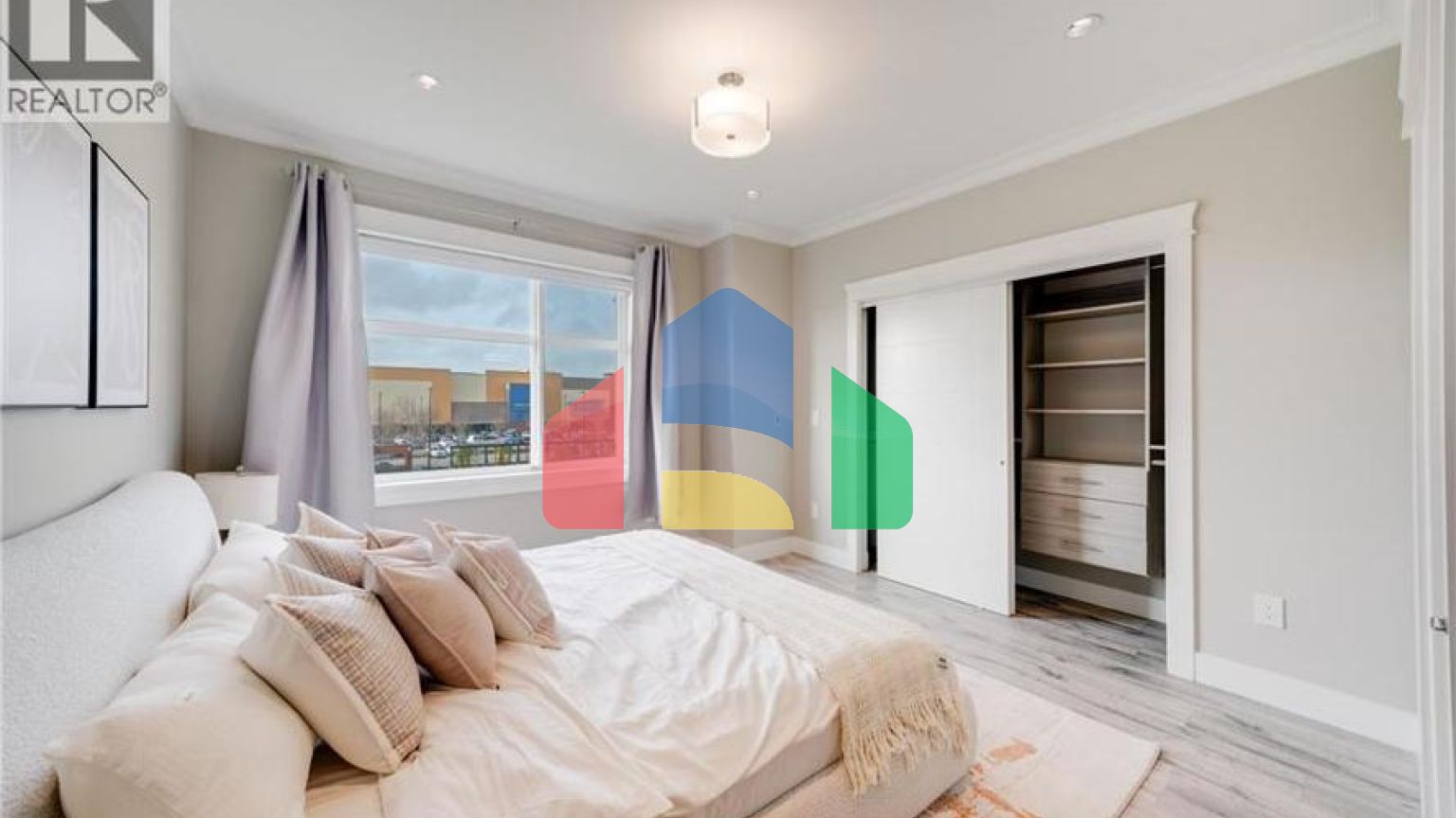 Residential - Townhouse - Richmond, Canada - Canada