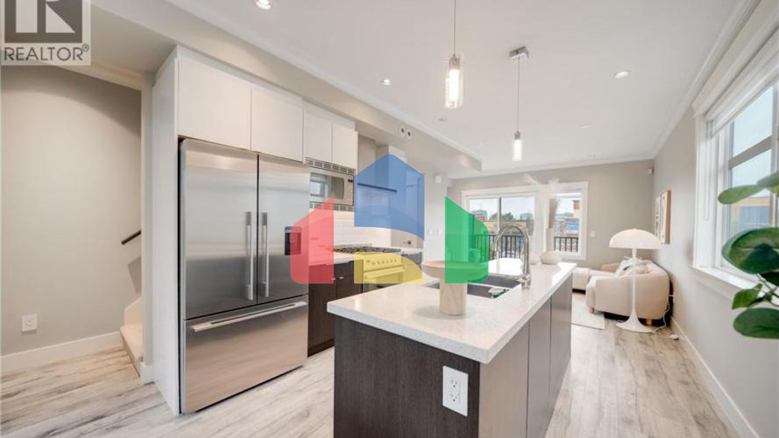 Residential - Townhouse - Richmond, Canada - Canada