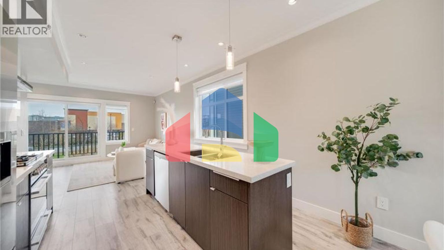 Residential - Townhouse - Richmond, Canada - Canada