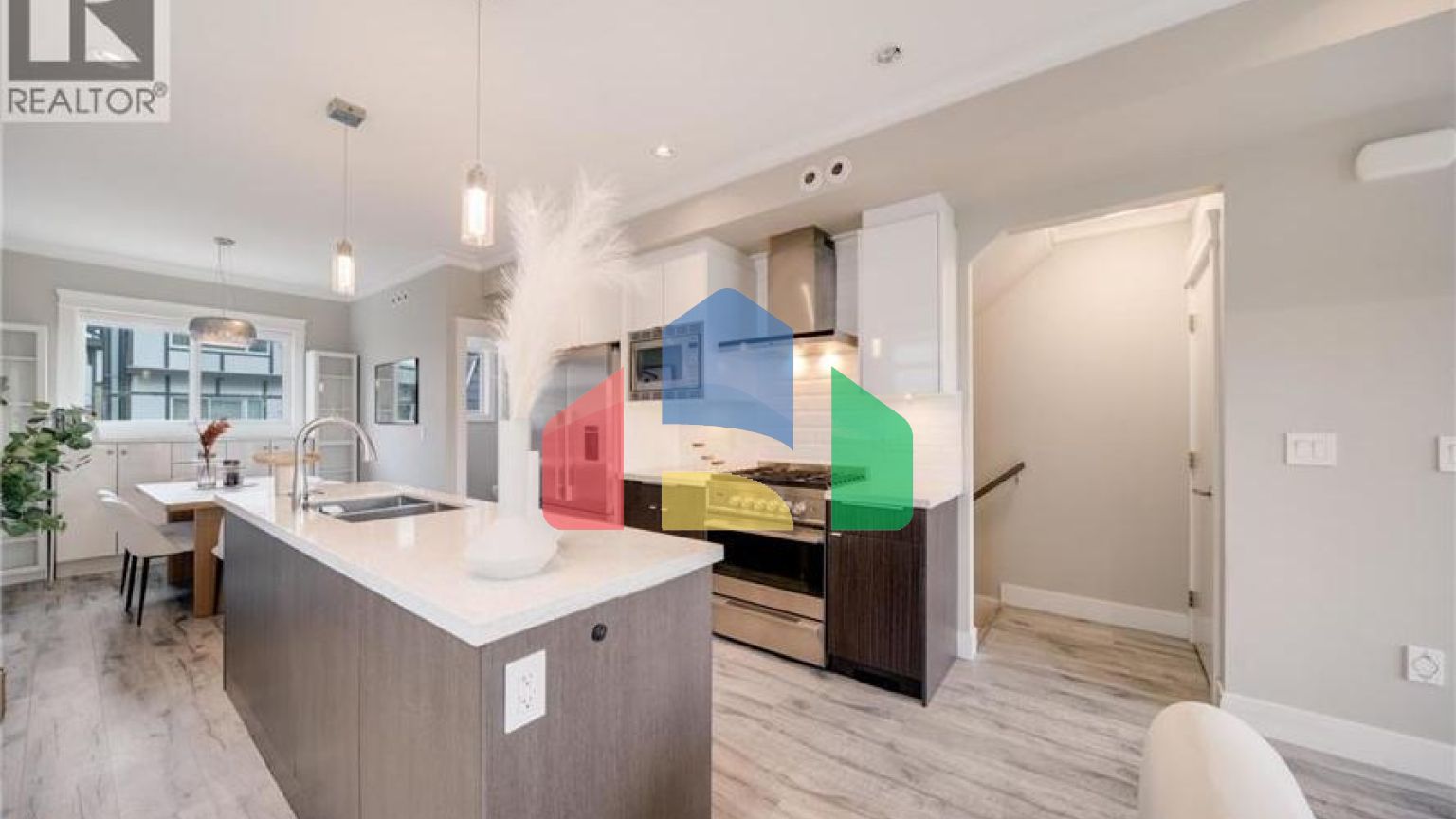 Residential - Townhouse - Richmond, Canada - Canada