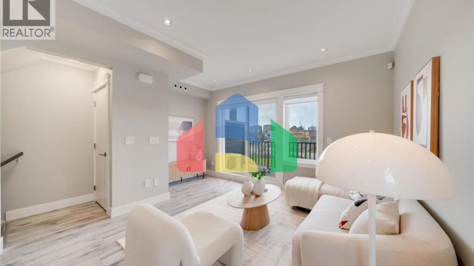 Residential - Townhouse - Richmond, Canada - Canada