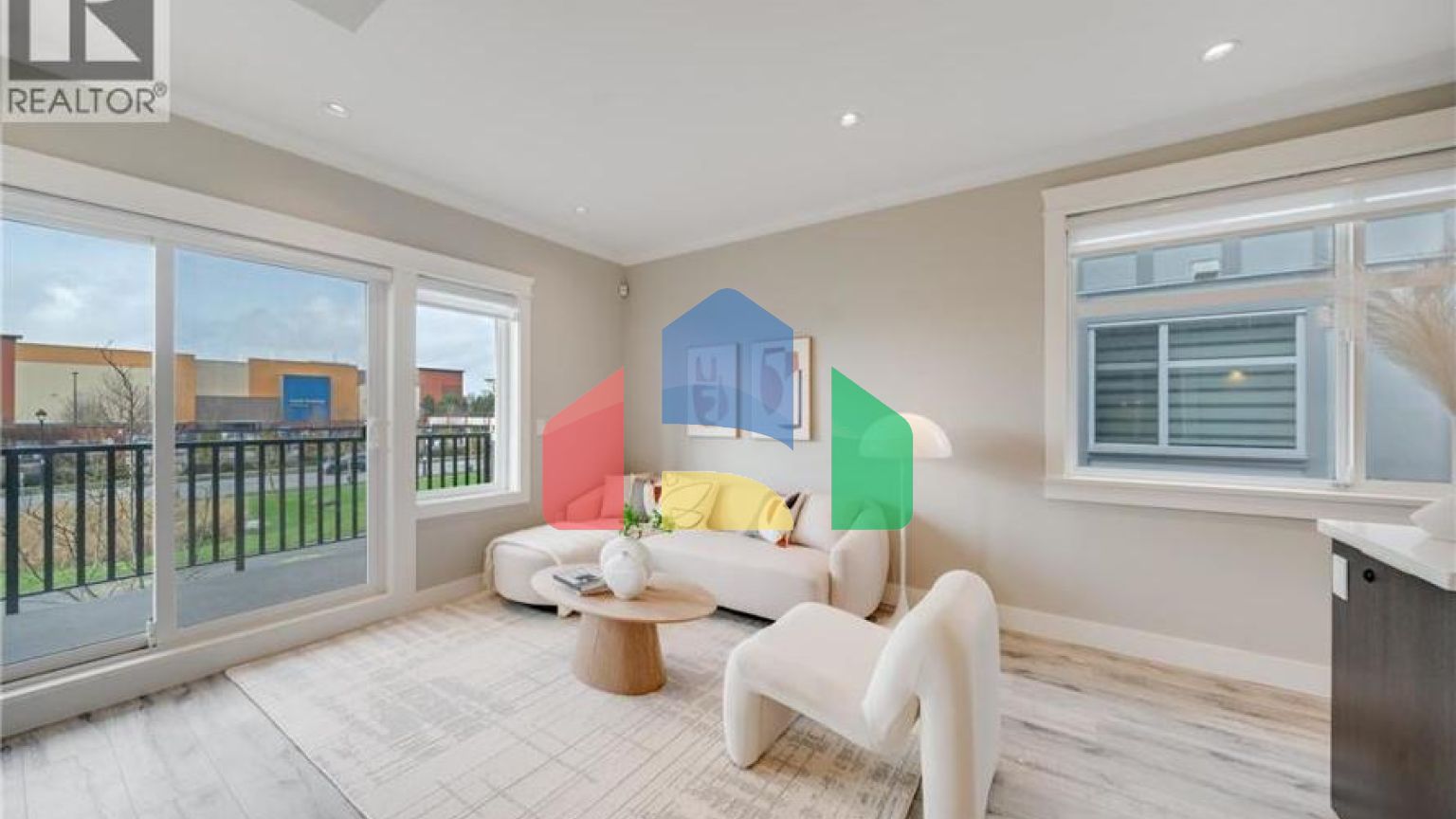 Residential - Townhouse - Richmond, Canada - Canada