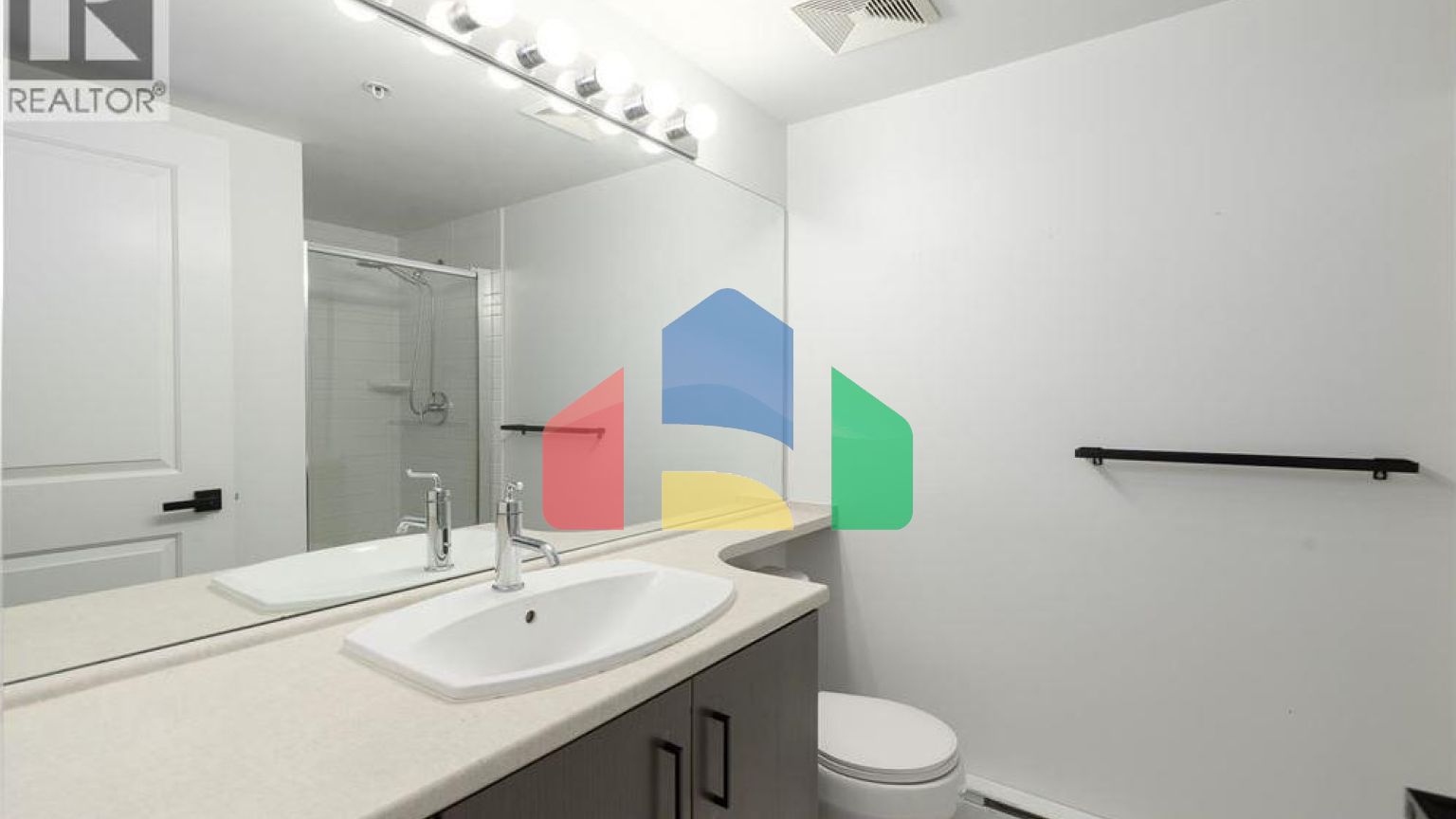 Residential - Single Family Home - Richmond, Canada - Canada