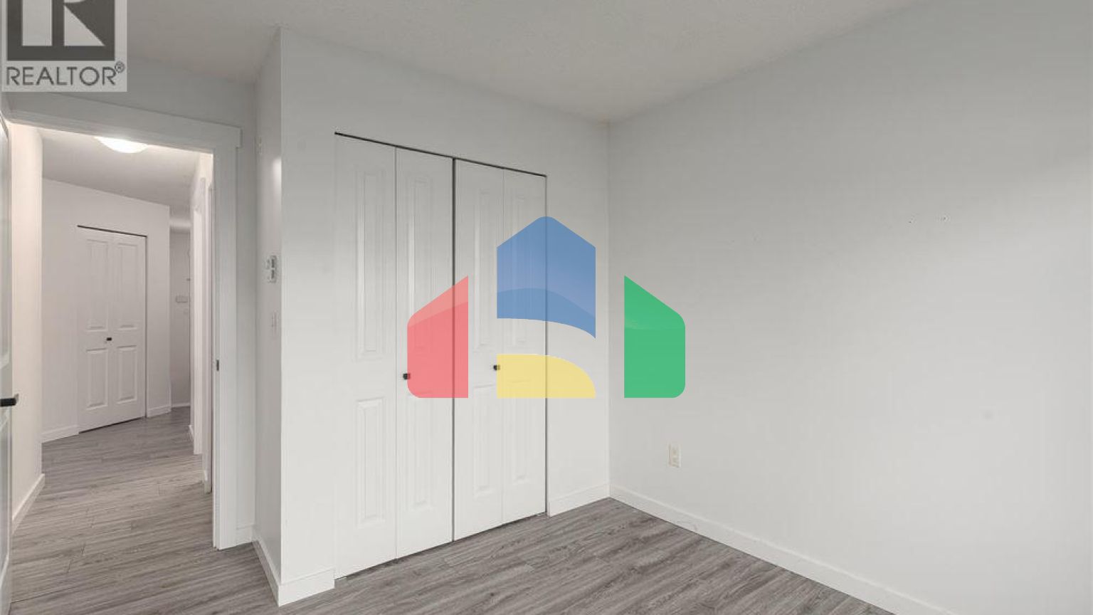 Residential - Single Family Home - Richmond, Canada - Canada