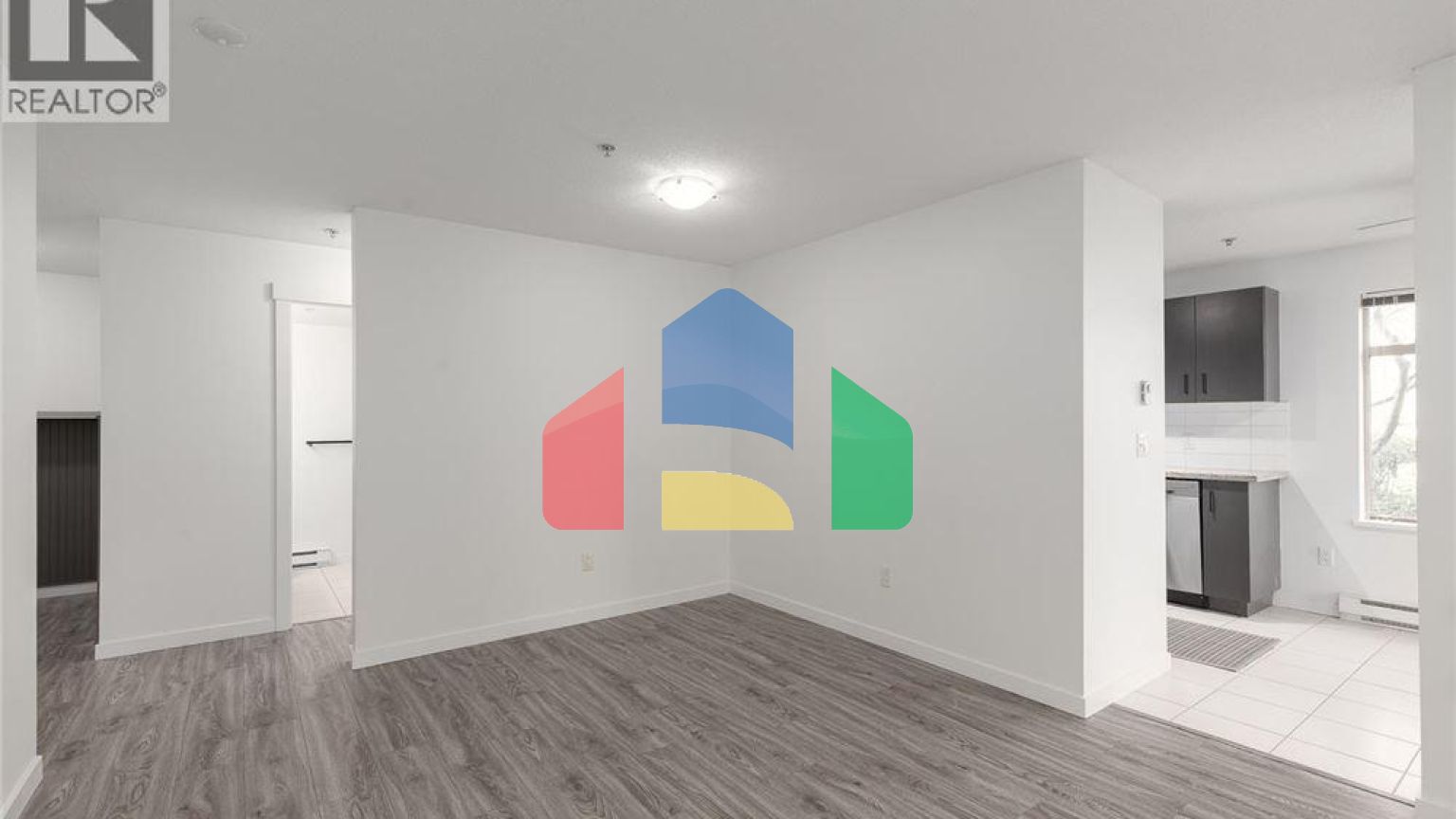 Residential - Single Family Home - Richmond, Canada - Canada