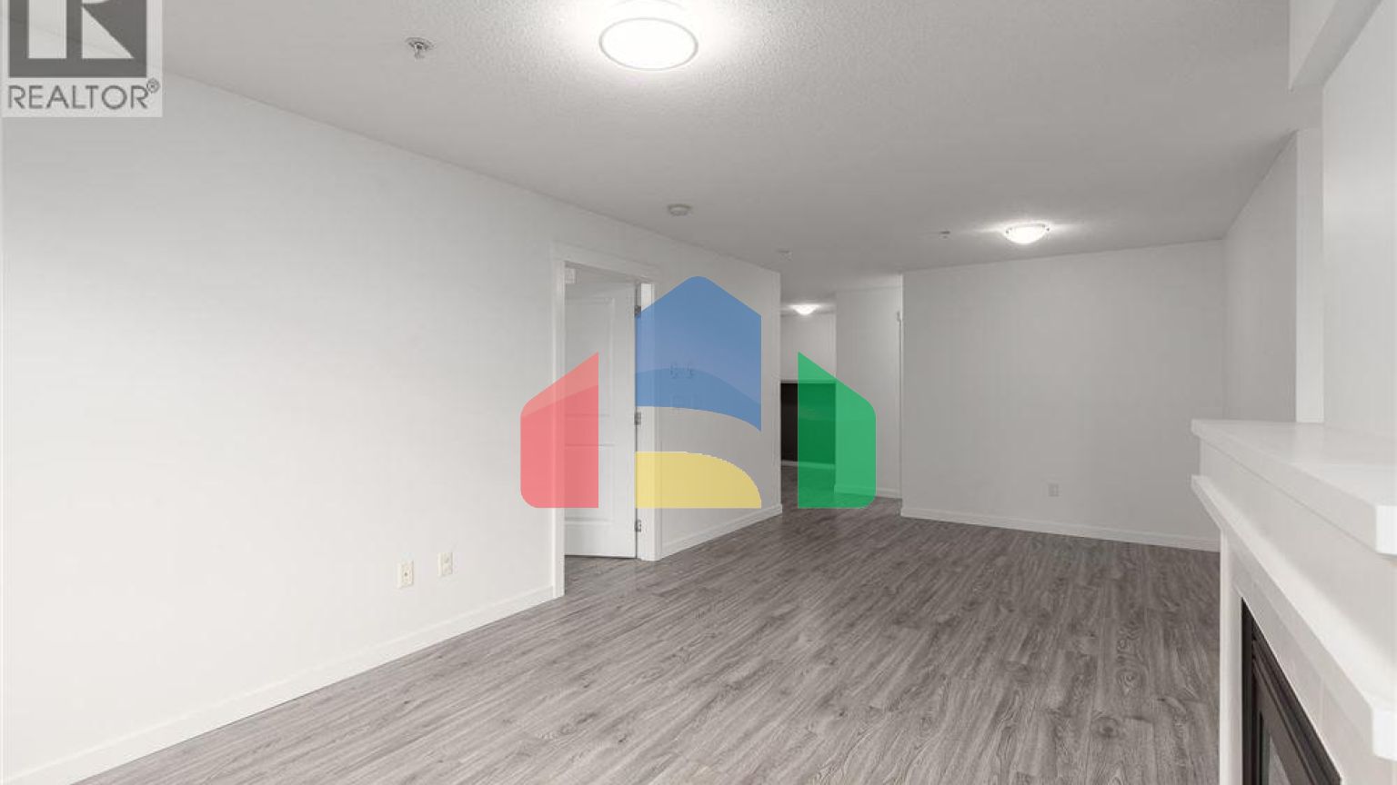 Residential - Single Family Home - Richmond, Canada - Canada