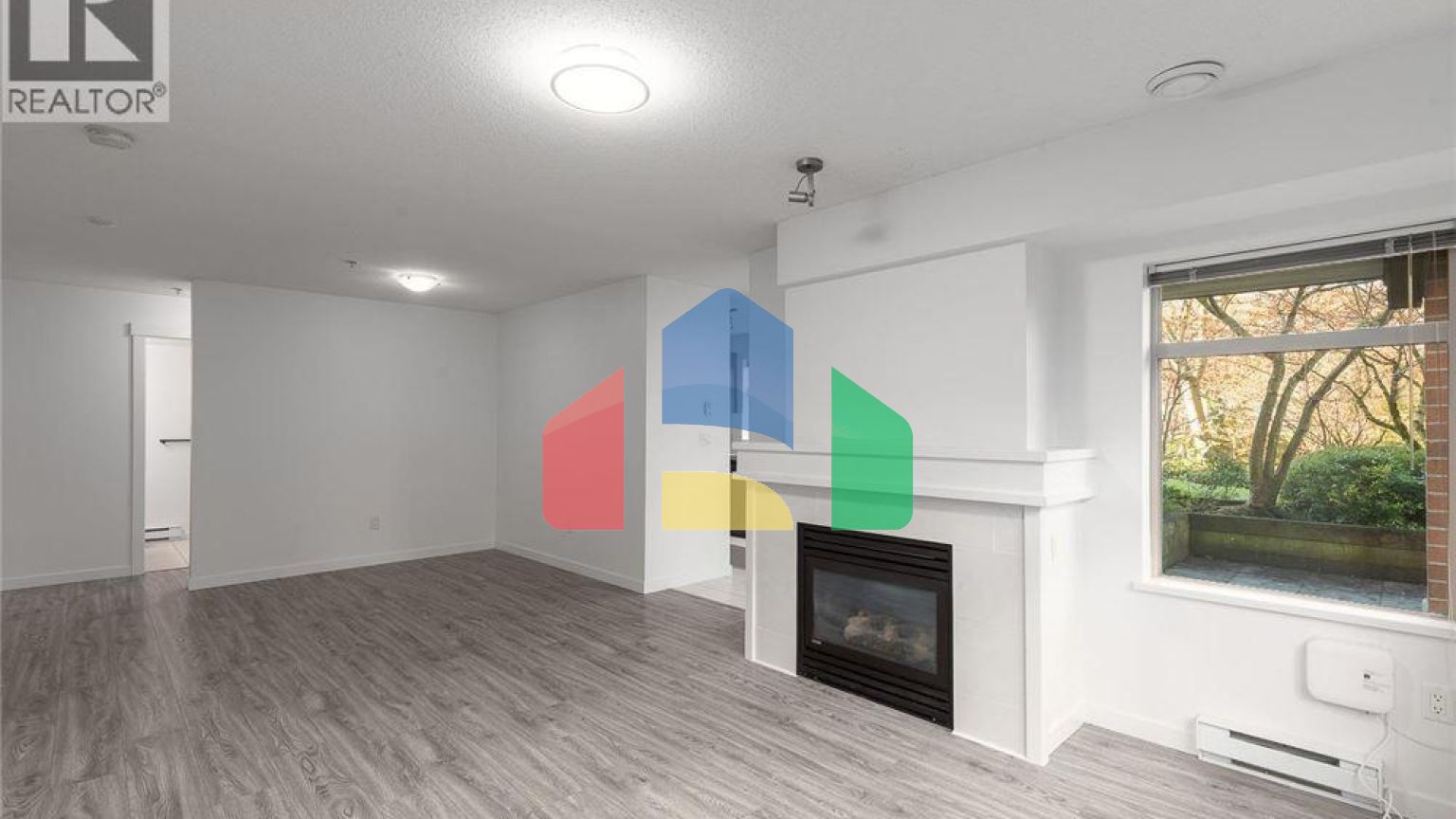 Residential - Single Family Home - Richmond, Canada - Canada